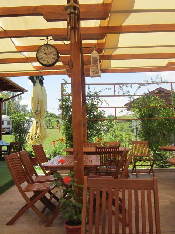 Hotel Camping Verila Saparewa Banja Exterior foto